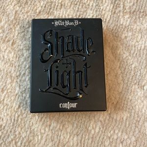 KVD (Kat Von D) mini shade & light contour duo